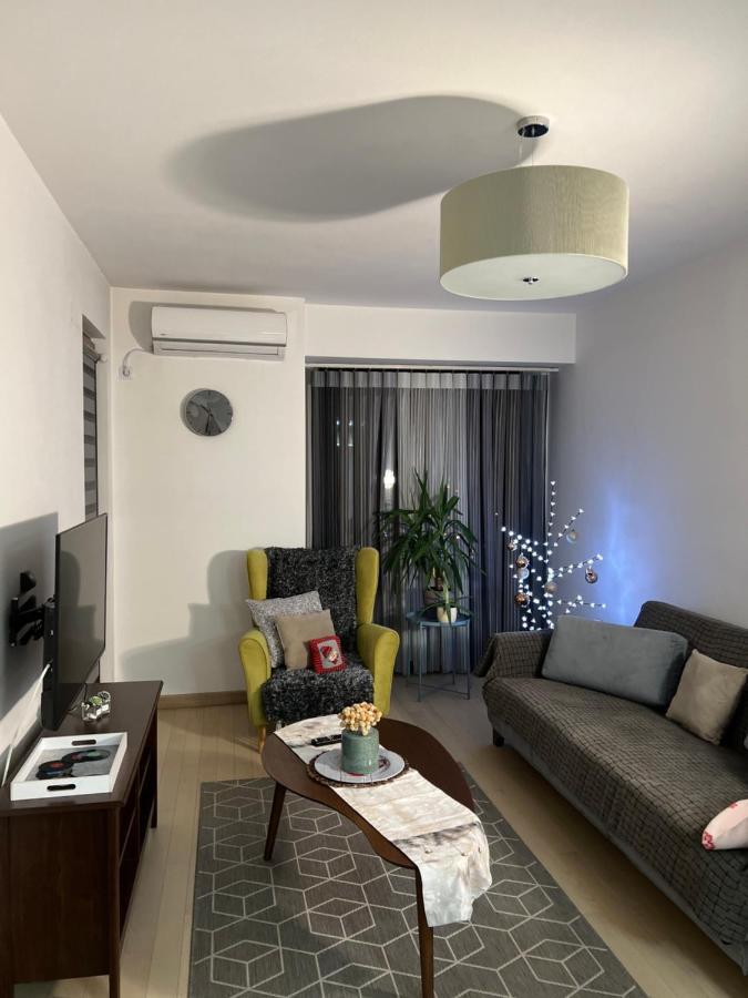 Modern Flatiron Apartment, Skopje Center Bagian luar foto